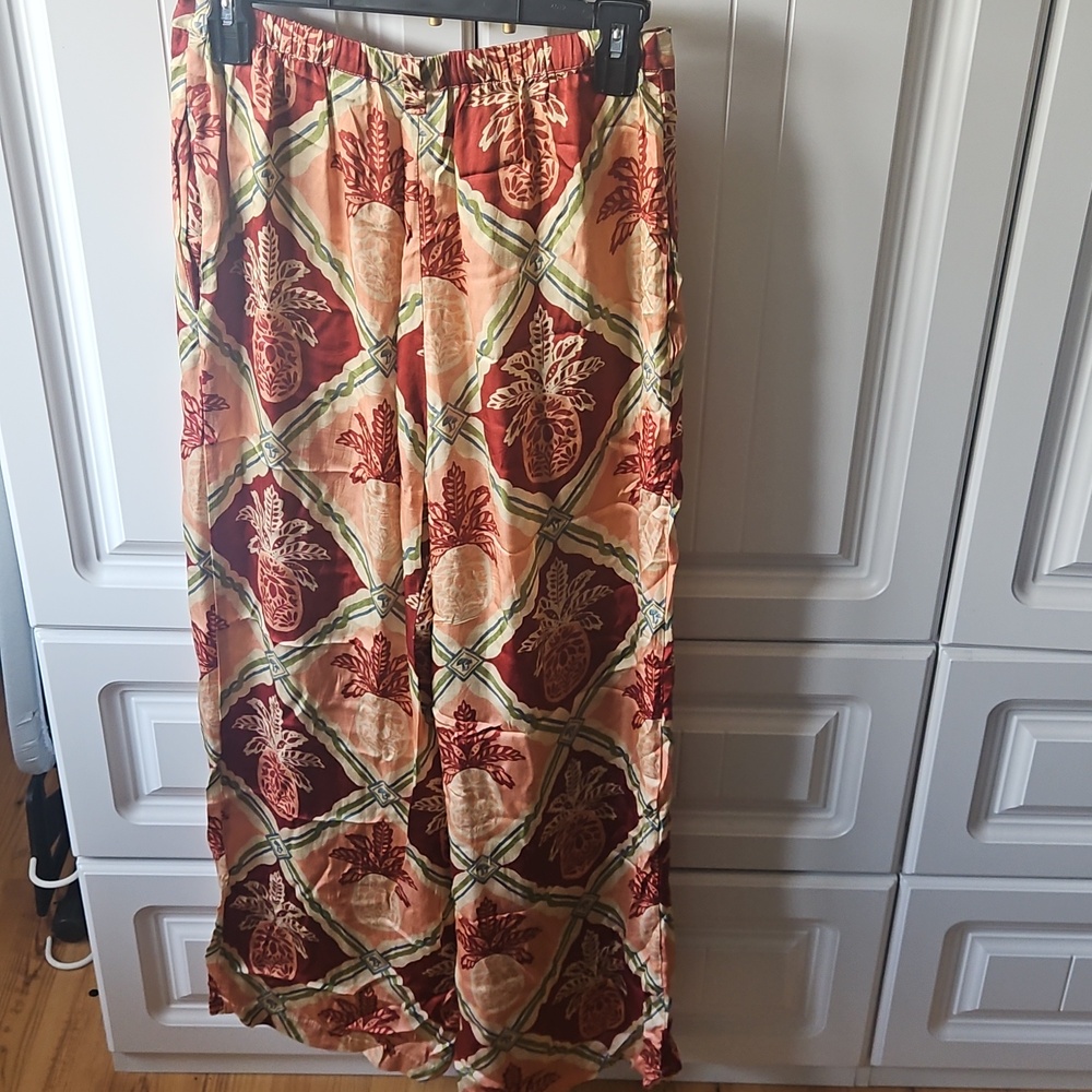 FARM Rio Pineapple Satin Wide-Leg Pants - Picture 7 of 9